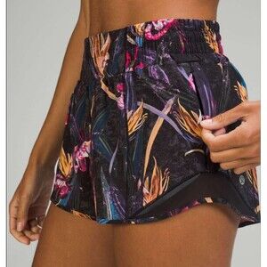 lululemon pace rival mid rise Shorts‎ veiled floral black multi Sz 2 175